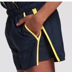 Hunter for target navy shorts with yellow accent stitching in medium (7/8) NWOT